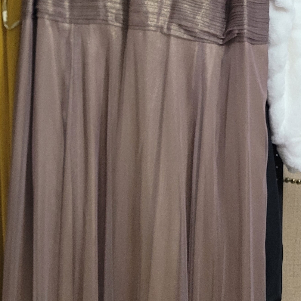 Elegant Mauve Evening Gown